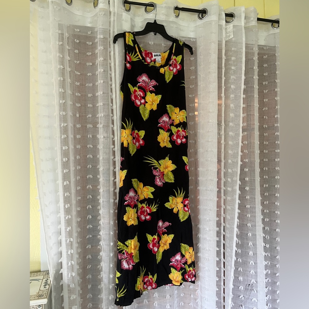 Black floral maxi dress